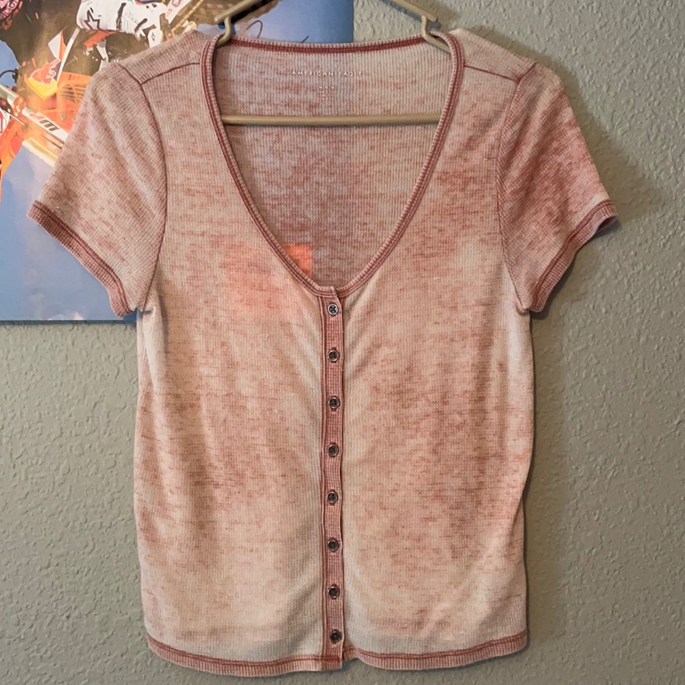 light pink american eagle crop top